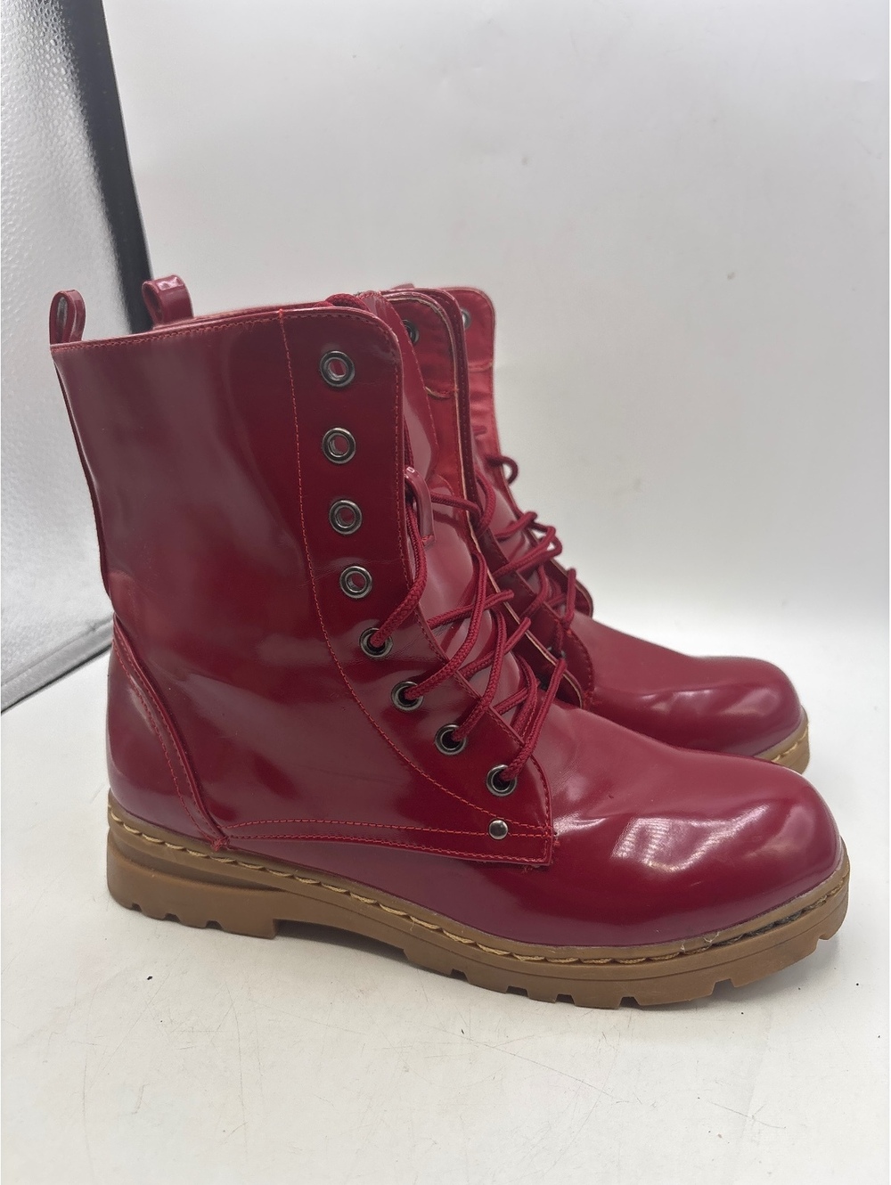Dirty laundry Red Lace-Up Combat Boots with Brown Sole, Size 8 - Picture 5 of 9